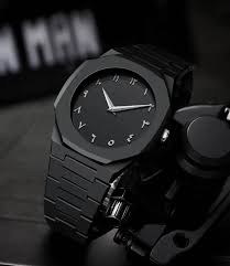 Black Aura Watch | Minimal Design, Maximum Impact